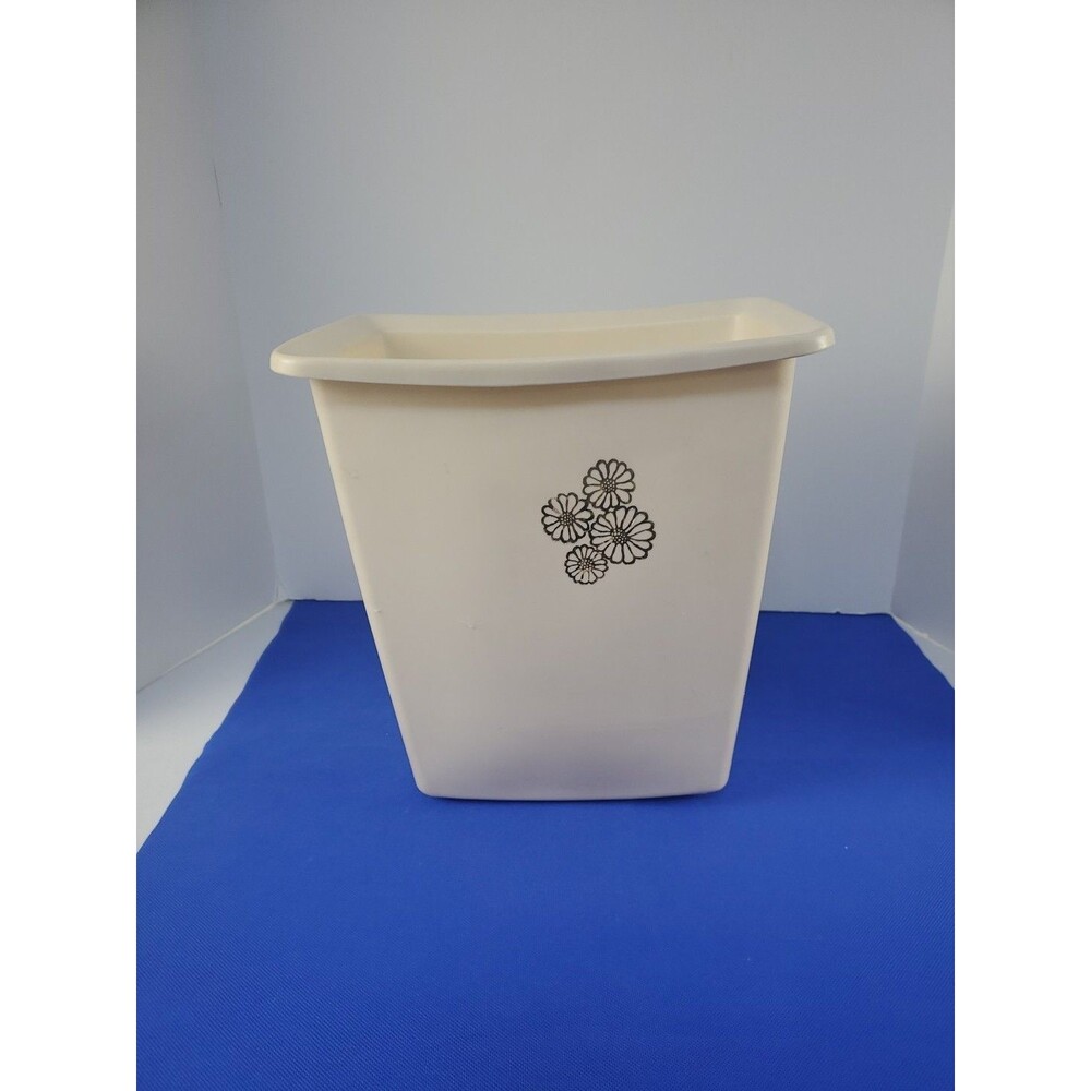 Vintage MCM 60s White Retro Rubbermaid Plastic Waste Basket Trash Can
